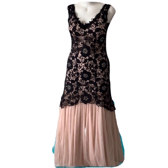 Betsy Adam peach & black Swarovski stone gown - Picture 6 of 17